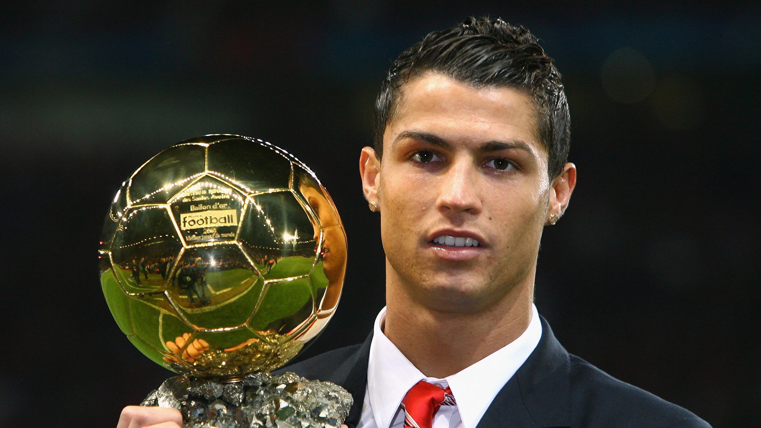 《王者荣耀全国冠赛，广东战队问鼎荣耀》，广东王者职业战队